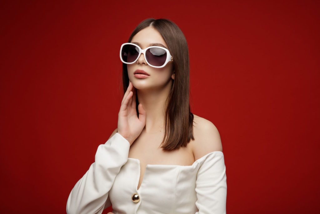 Oprócz walorów estetycznych, okulary przeciwsłoneczne Gucci zapewniają także skuteczną ochronę przed szkodliwym promieniowaniem UV